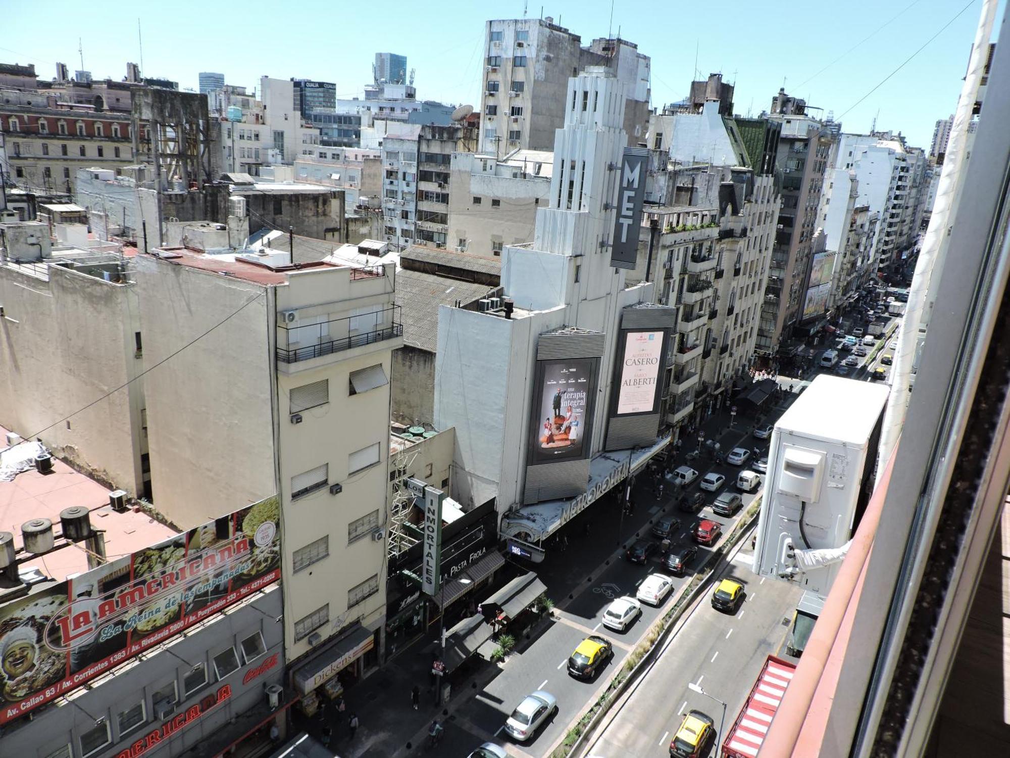 Apartmán 4 Ventanales Sobre La Avenida Corrientes Buenos Aires Exteriér fotografie